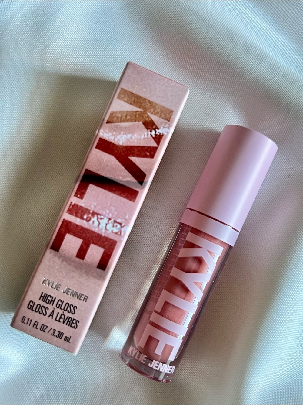 Kylie High Gloss Lip Gloss — 319 Diva